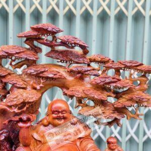 Di Lặc Ngồi Gốc Tùng Gỗ Hương Ta Cao 82cm [23,000,000] (5)