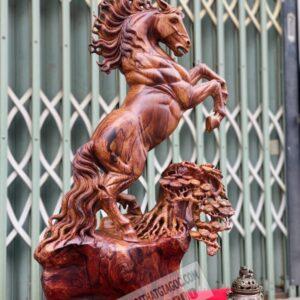 Nhất Mã Phi Thiên Gỗ Cẩm Việt Cao 79cm [14,600,000] (2)