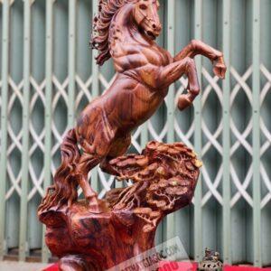 Nhất Mã Phi Thiên Gỗ Cẩm Việt Cao 79cm [14,600,000] (3)