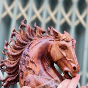 Nhất Mã Phi Thiên Gỗ Cẩm Việt Cao 79cm [14,600,000] (5)