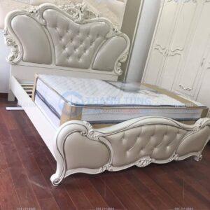 Phòng ngủ tân cổ điển khung đúc nhập khẩu (6)