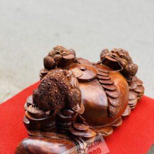 Tam Cóc Trầu Bình Tài Lộc Gỗ Hương Ta Ngang 75cm [7,300,000] (4)