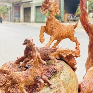 Tam Dương Khai Thái Gỗ Hương Ta Ôm Đá Cao 1m27 [19,600,000] (4)