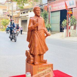 Tượng Trần Quốc Tuấn Gỗ Hương Đá Cao 1m [11,000,000] (2)