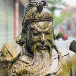 Tượng gỗ Quan Công Chống Đao Cao 1M Gỗ Mun [11,600,000] (6)